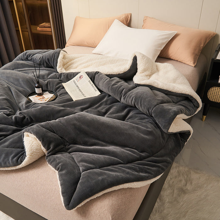 Warmfell Reversible sherpa throw with plush fleece