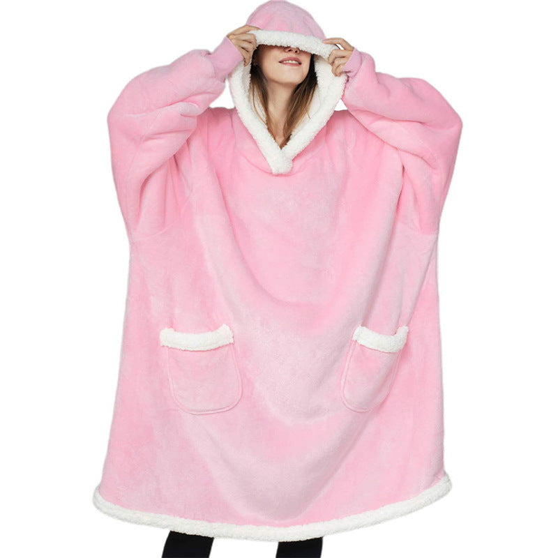 Oversized Hoodie Blanket – Cosy Wearable Blanket with Pocket