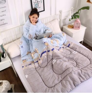 Winter Lazy Quilt with Sleeves, Wearable Blanket for Bed