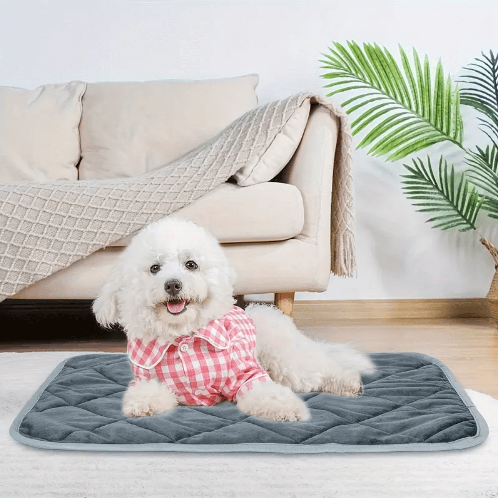Warmfell™ Self-Warming Dog Pad with Non-Slip Base, Washable