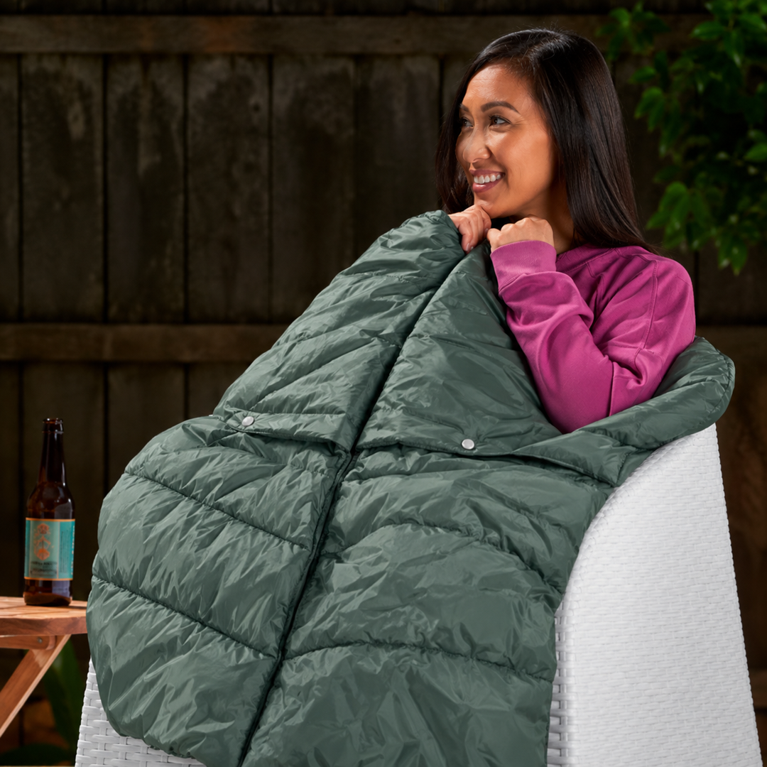 Warmfell™ Battery Heated Outdoor Blanket with 3 Heat Zones