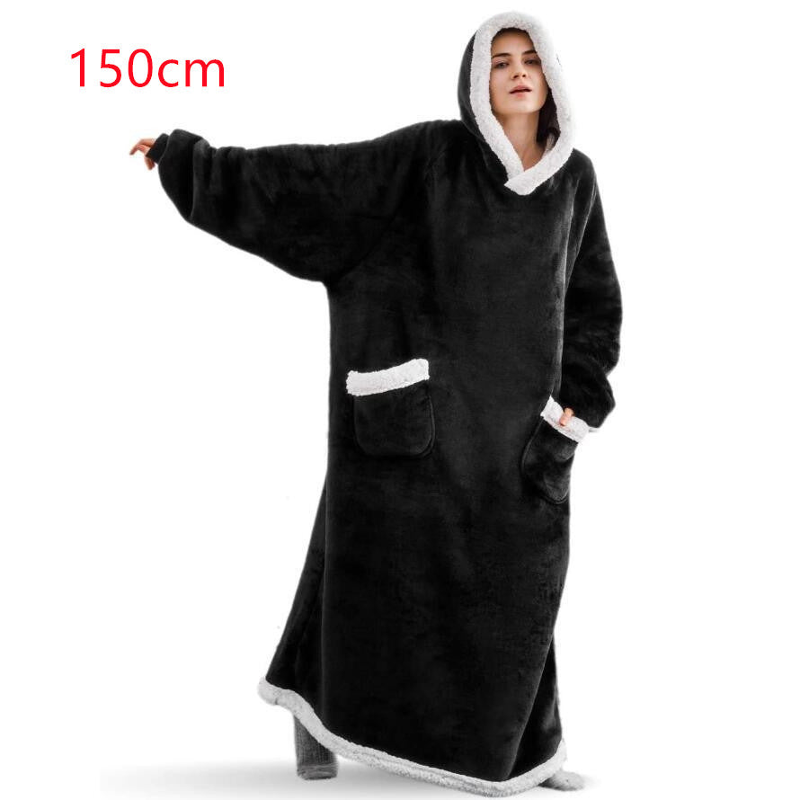Oversized Hoodie Blanket – Cosy Wearable Blanket with Pocket