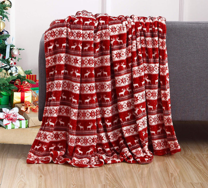 Warmfell Christmas flannel throw with festive prints
