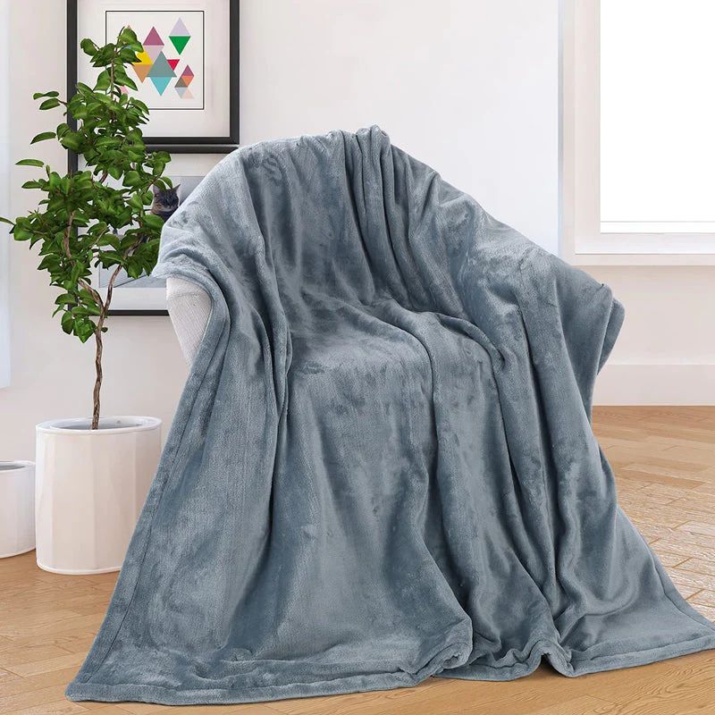 Warmfell™ Double-Sided Flannel USB Heated Blanket, Machine Washable