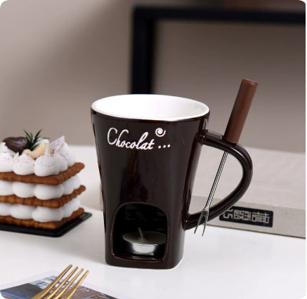 Warmfell Ceramic fondue mug with fork for one