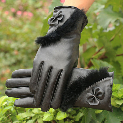 Warmfell Faux Leather Gloves with Fluffy Cuff and Bow