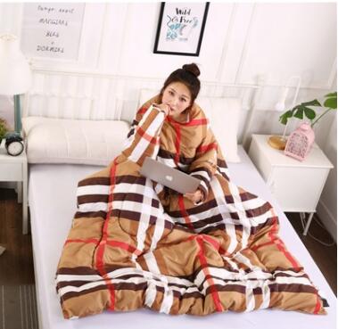 Winter Lazy Quilt with Sleeves, Wearable Blanket for Bed