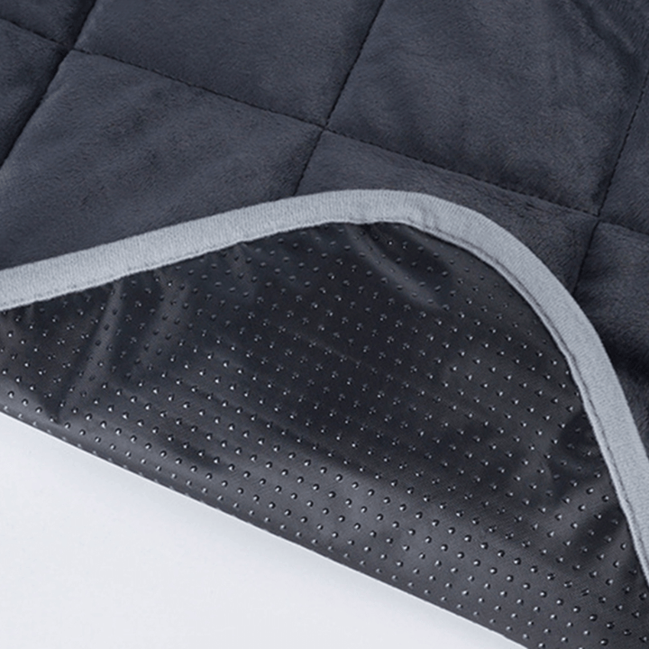 Warmfell™ Self-Warming Dog Pad with Non-Slip Base, Washable
