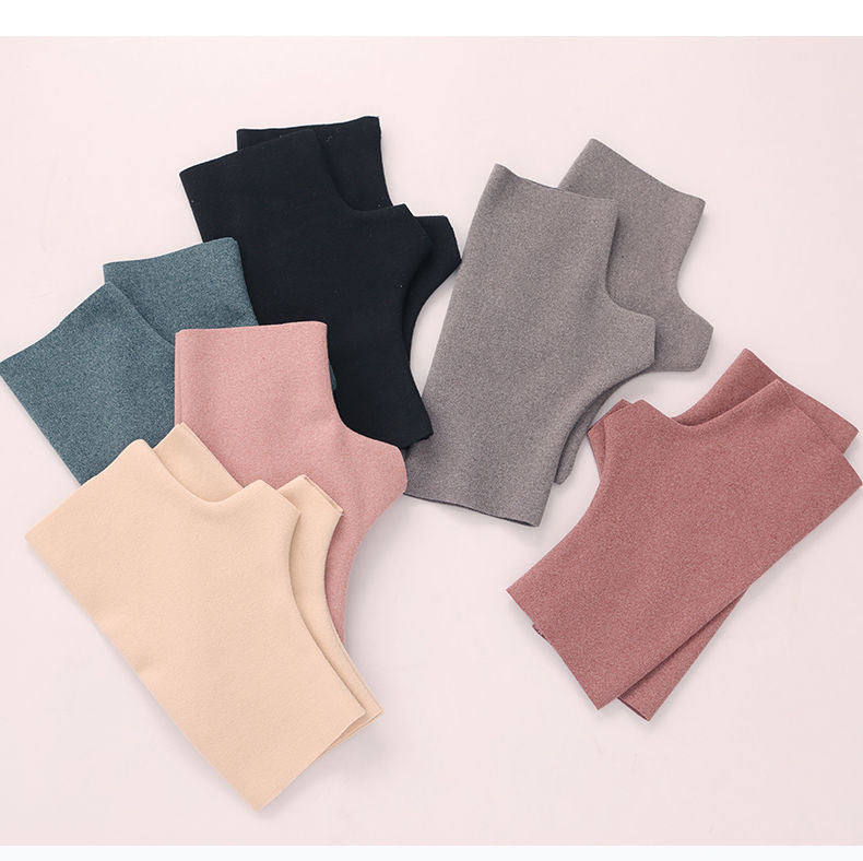 Grey knit fingerless hand warmers