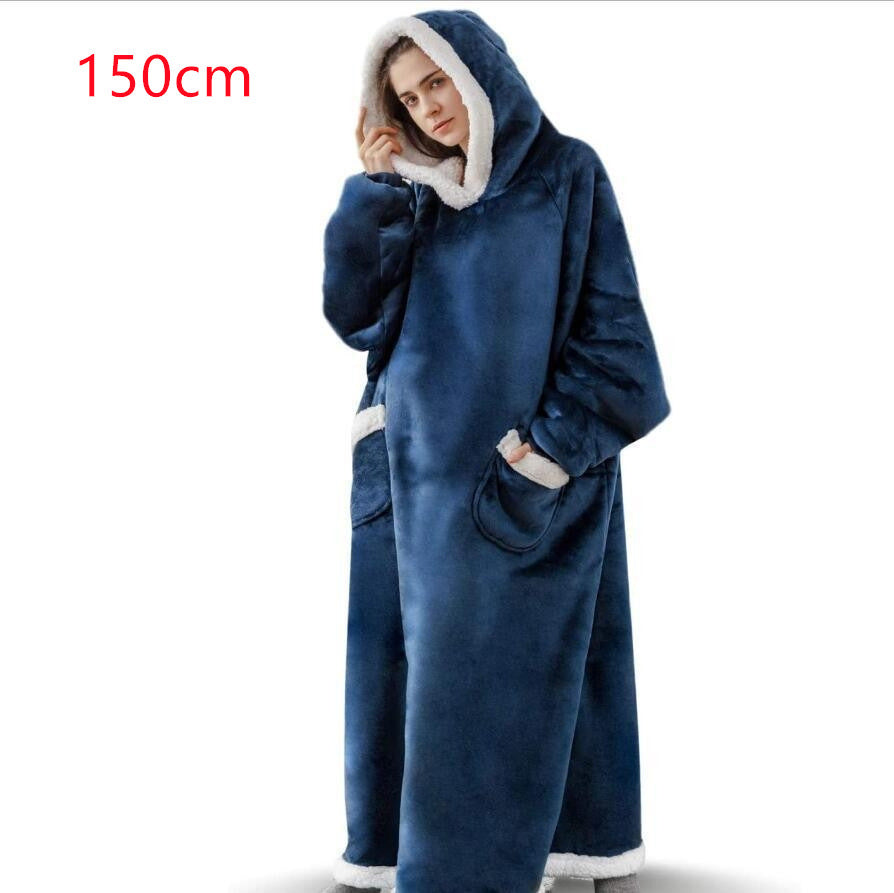 Oversized Hoodie Blanket – Cosy Wearable Blanket with Pocket