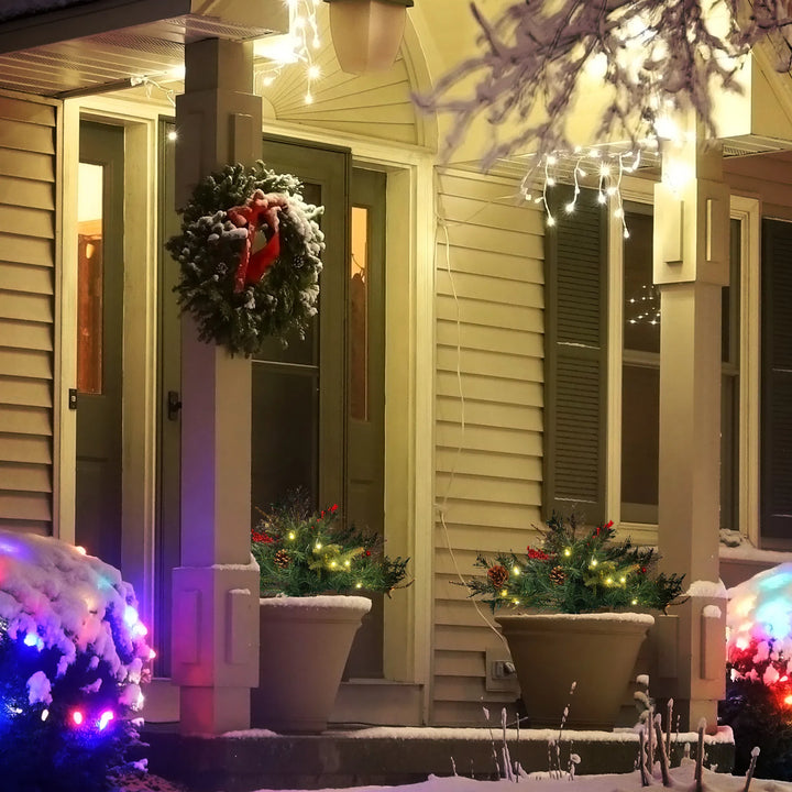 Small battery porch tree with pine cones
