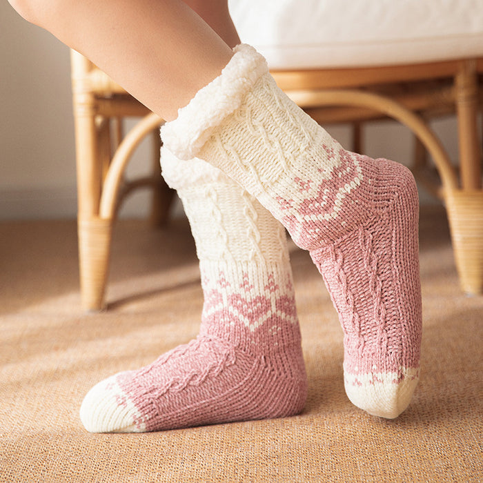Warmfell Plush Lined Heart Knit Floor Socks with Grip Dots