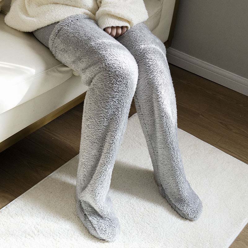 Warmfell™ Insulating Knee Warmers for Cosy, Dry Knees on Cold Days