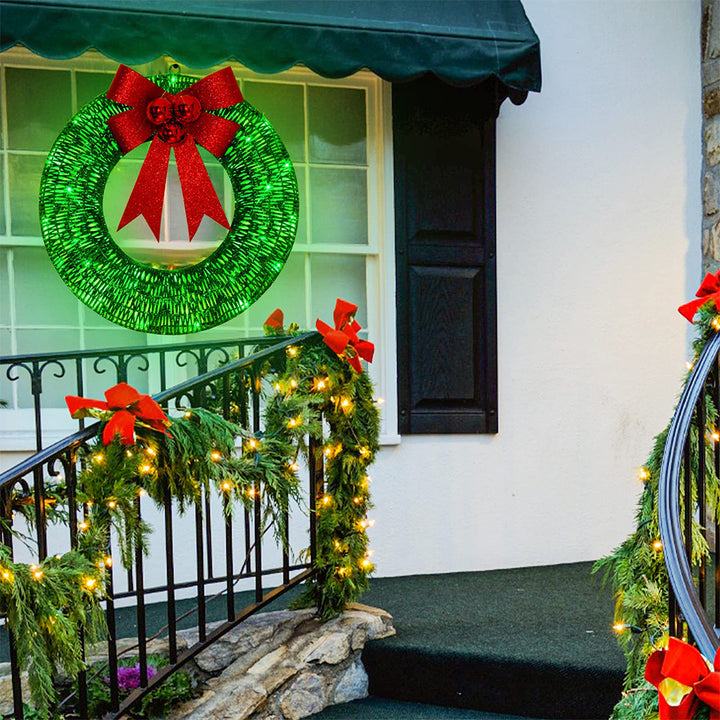 50 cm light-up Christmas wreath with 140 LEDs and big bow