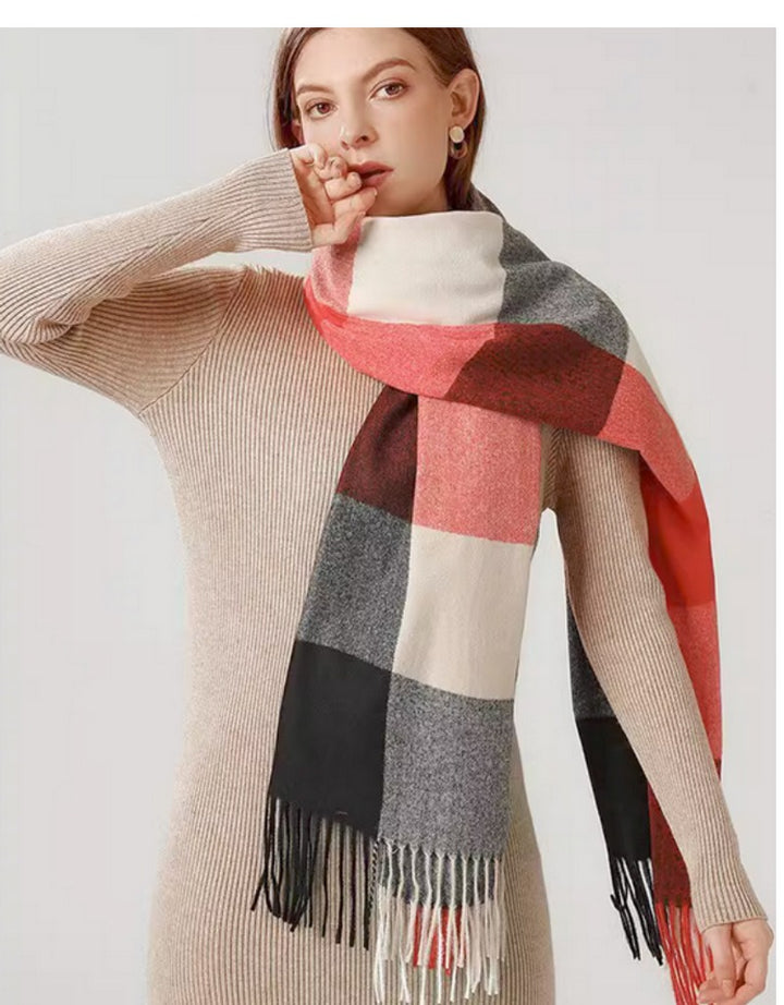 Red tartan heated scarf with power bank