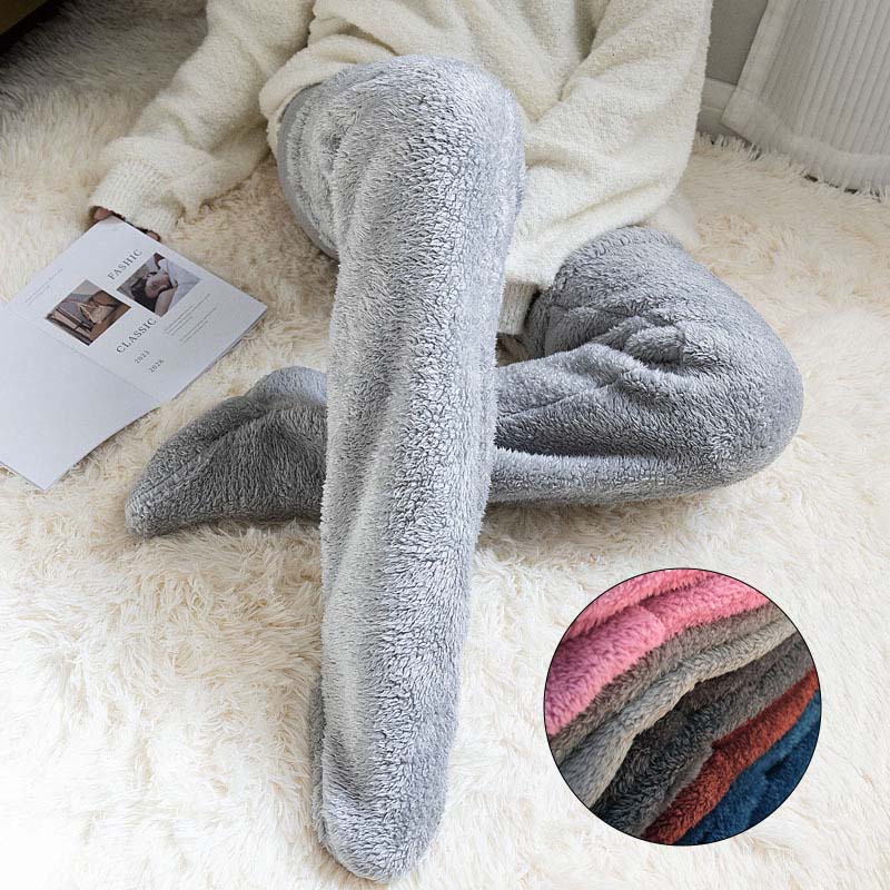 Warmfell™ Insulating Knee Warmers for Cosy, Dry Knees on Cold Days