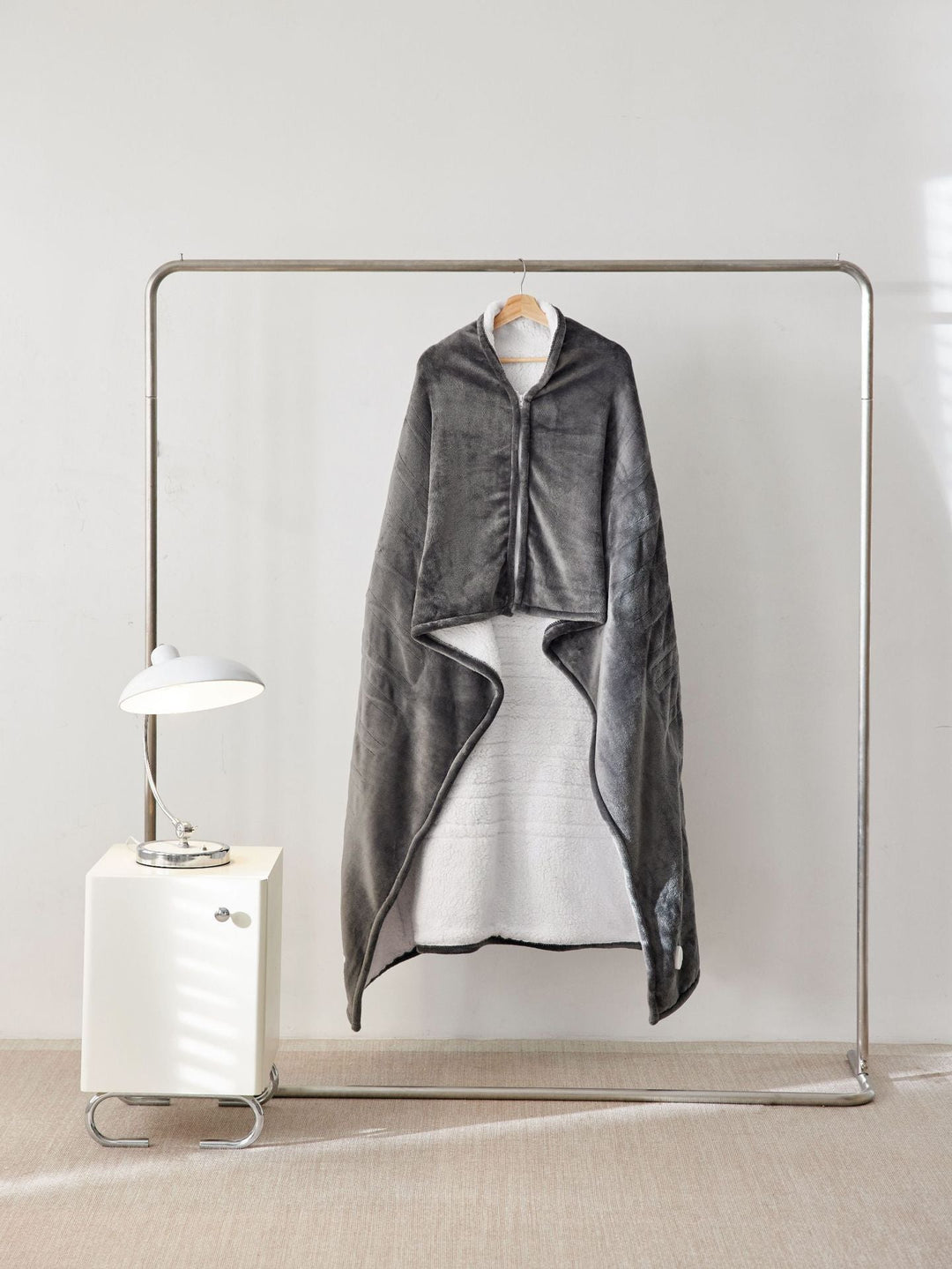 Warmfell™ Soft Heated Blanket with Adjustable Heat, Machine Washable