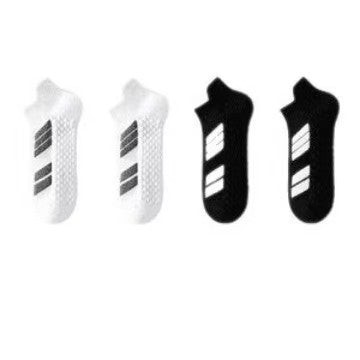Ten pairs of white ankle sports socks