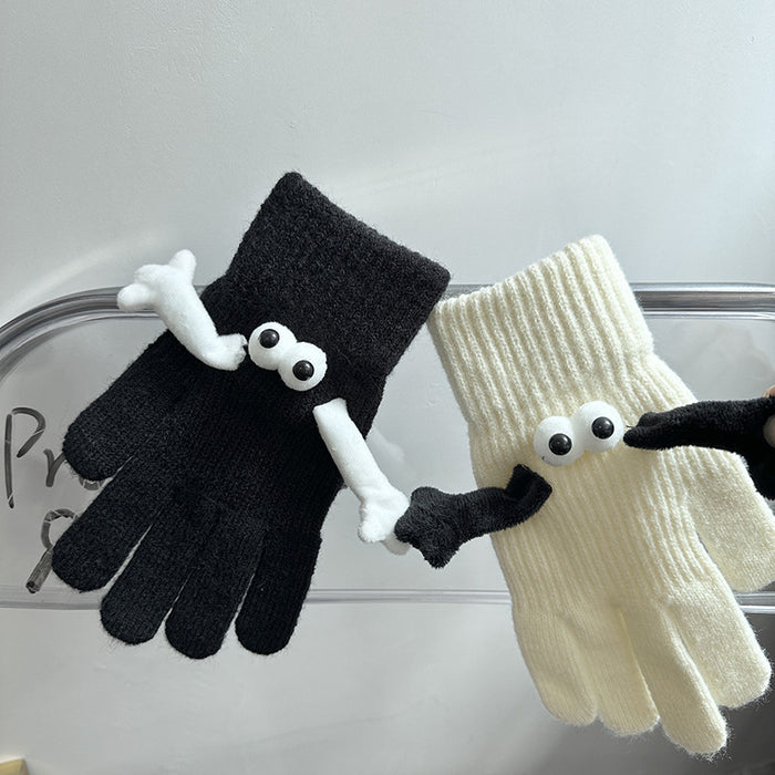Warmfell Couple Gloves with Magnetic Hands That Hold
