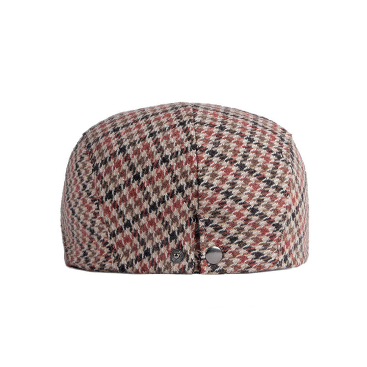 Houndstooth flat cap with adjustable fit