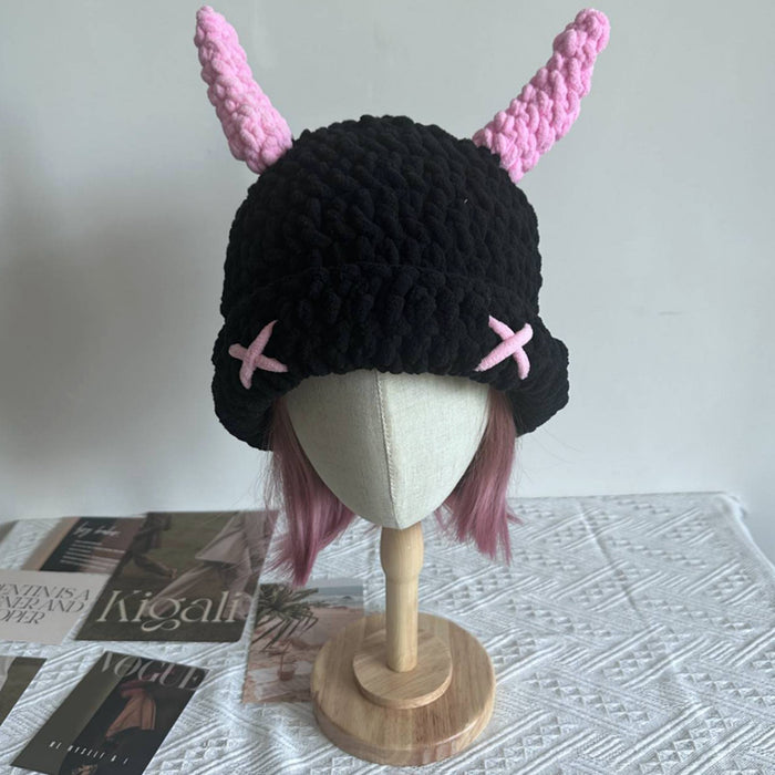 Warmfell Chunky Crochet Bucket Hat with Horns, Hand-Knitted