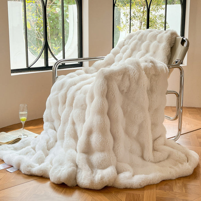 Warmfell Thick Bubble Faux Fur Throw Blanket for Sofa or Bed