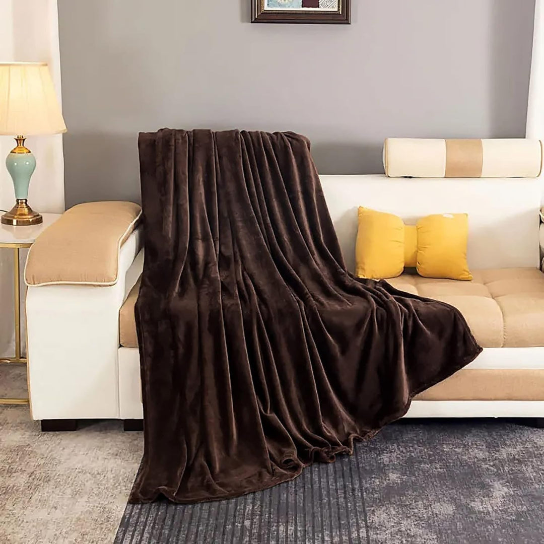 Warmfell™ Faux Fur Fleece Throw Blanket, Super Soft and Lightweight