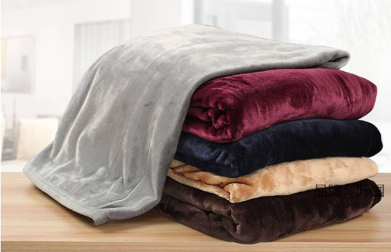 Warmfell™ Faux Fur Fleece Throw Blanket, Super Soft and Lightweight