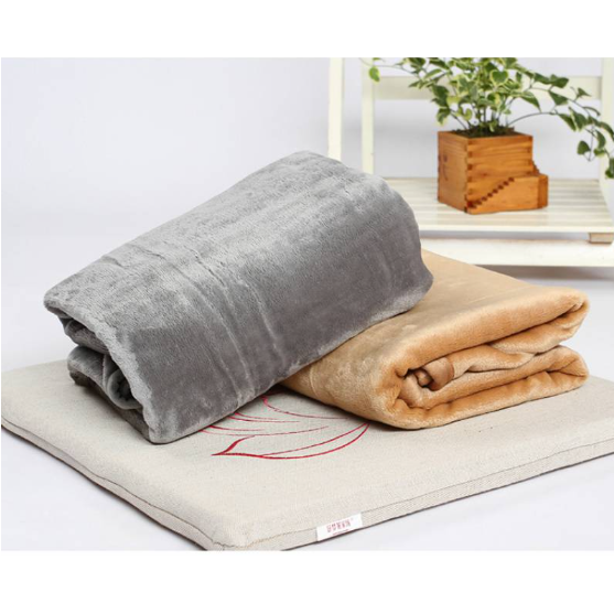 Warmfell™ Faux Fur Fleece Throw Blanket, Super Soft and Lightweight