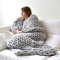 Warmfell™ Handmade Chunky Knit Blanket with Super-Soft Texture